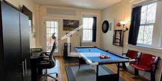 Nice 2 bed with office Gallery 23
