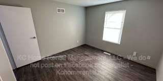 1525 Jackson Ave. Gallery 14