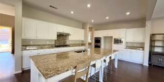 667 E Desert Willow Gallery 43