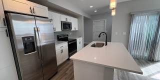 Modern 2 Bed + Flex Townhome with Rooftop Deck Near Paco Sanchez Park & Light Rail Gallery 3