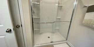 Room in 3 Bedroom Townhome at Talley St Gallery 43