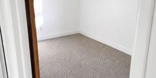 Small 2 bedroom 1 bath house Gallery 3