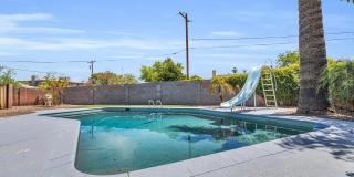 6 Bedrooms, 3 Bath,  Pool CLOSE TO ASU (Rural & Broadway) Gallery 8