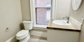 104 E. Dayton Street104-2 Gallery 21