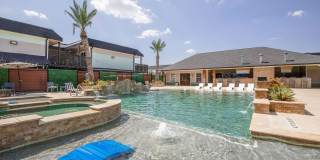 Dominion at Oak Forest Apartments Gallery 16