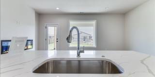 Beautiful Three Bedroom, Two Bathroom Falcon Falls Gallery 9