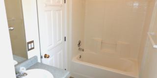 Updated Cul‑de‑Sac Charmer with Bonus Room Gallery 33