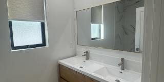 4670 Lakeview Avenue Gallery 7