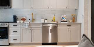 The Residences at The Bellevue Gallery 16