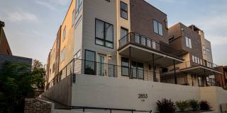 Newer Build 2 Bedroom, 4 Bathroom Jefferson Park Townhome Newer Build 2 Bedroom, 4 Bathroom Jefferson Park Townhome Gallery 1