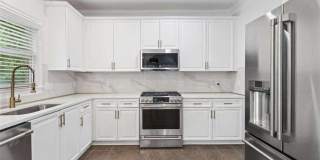 1711 Summit Glen Lane NE Gallery 6