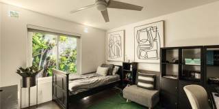 610 9th Street Gallery 26