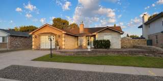 157 LAGO DE ORO Drive Gallery 1