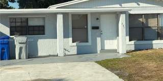 731 NW 17th Ct Gallery 1