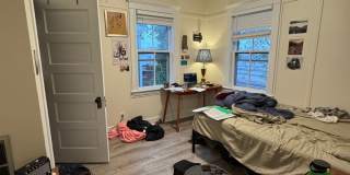 Townhouse perfect for "Socially Inclined" Students.  Get $1,000 upon closing!   TV's & mini-fridges in every bedroom Gallery 10