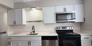 Welcome Home to Bellagio South Living: Where Comfort Meets Convenience Gallery 20