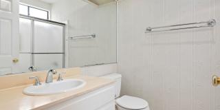 Wonderful uptown condo for rent... Santa Barbara! Gallery 17