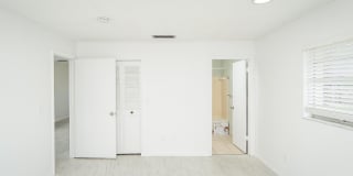494 Romano St Gallery 37