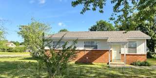 3200 Meador Gallery 1