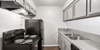 Awesome open Studio Apartments Close to Downtown Gallery 60