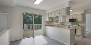 91 PREMIER Court Gallery 14