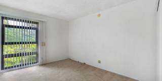 7742 Redlands St Gallery 16
