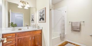 The Landings at Silver Lake Village Gallery 40