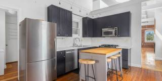 Spacious Loft Condo in Providence Gallery 1
