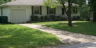 3 bedroom 1 bath home in Bellefontaine  Neighbors Gallery 1