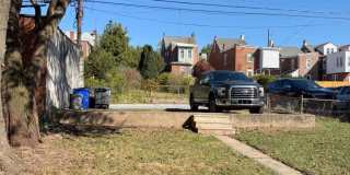 33 E 4TH Street Gallery 18