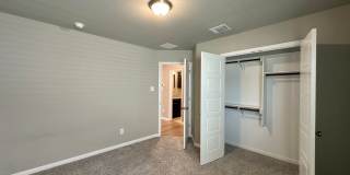 Viewable August 1st!  Small Pets Accepted! Gallery 29