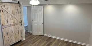 West Knoxville 37922 - 1 bedroom apartment with updated interior - Contact Mac Tobler (865)755-3075 West Knoxville 37922 - 1 bedroom apartment with updated interior - Contact Mac Tobler (865)755-3075 Gallery 15
