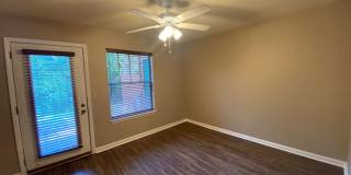 1284 High Road - Two Bedroom/Two Bath Townhome Gallery 10