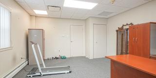 100 W NARBERTH Terrace Gallery 4