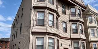 7 Franklin Ave Gallery 1