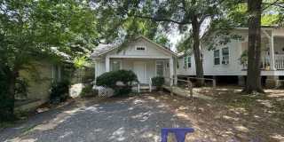2 bedroom 1 bath house in Highland! Gallery 1