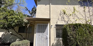 2205 Peppertree Way Gallery 1