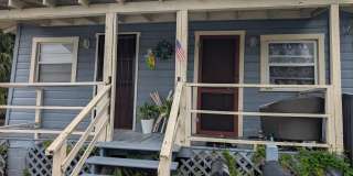 737 1/2 W Robinson St Gallery 1