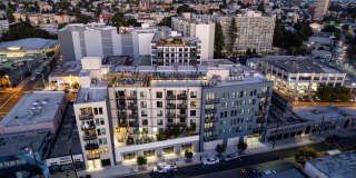 Axis Oakland Gallery 2