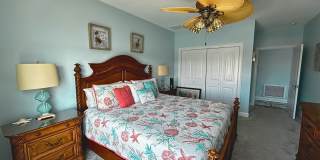 Available from September 1st to November 30th! Stunning Waterfront Home in Madeira Beach – 3 Bed / 3 Bath Gallery 12