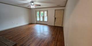 First Floor Condo in Downtown Shelby - Private Back Courtyard! Gallery 4