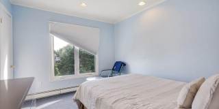 45 Roslyn Court Gallery 17