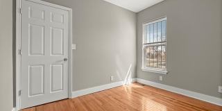 1409 Green Gallery 15