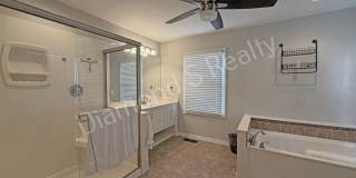 Stunning 3_Bed Home with Two Primary Suites & a Pool! Gallery 18