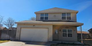 607 NE Ave E Place Gallery 1