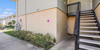 550 GOLDEN RAINTREE Place Gallery 27