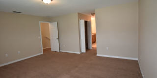 Single Family Home 4 Bedroom 2.5 Bath, 2 car garage for rent at 527 Bristol Cir, Kissimmee, FL 34758 Gallery 22