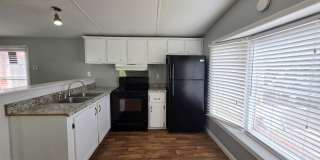 Updated 2BR/1BA Mobile Home Gallery 10