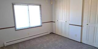 Corinthian Gallery 37