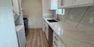 9946 Farragut Drive Gallery 7